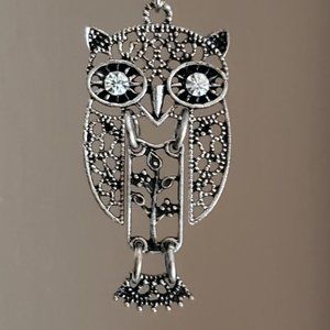 Vintage Owl Necklace - 21"